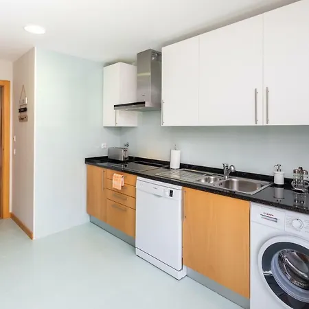 Oceanfront: Luxury Magnificent Views And Pool Apartament