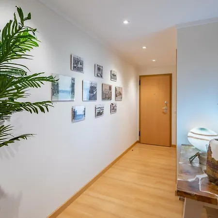 Apartament Oceanfront: Luxury Magnificent Views And Pool