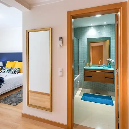 Apartment Oceanfront: Luxury Magnificent Views And Pool