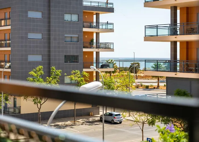 Oceanfront: Luxury Magnificent Views And Pool Appartamento Olhão